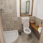 Authentic 1 Apartment *