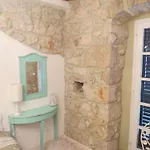 Authentic 1 Apartment