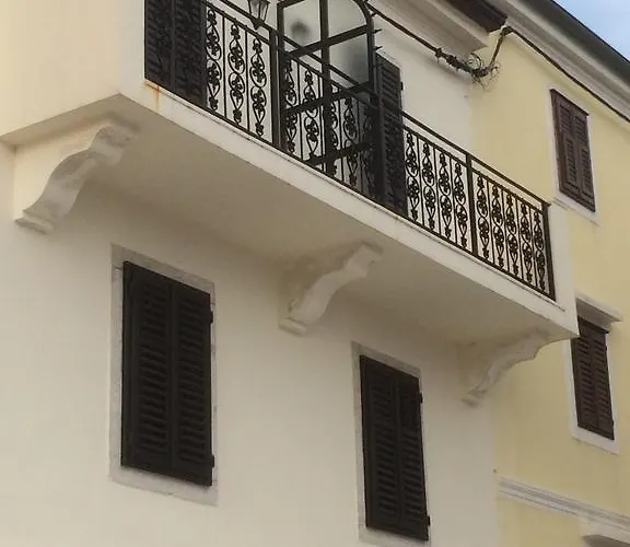 Authentic 1 Apartman *